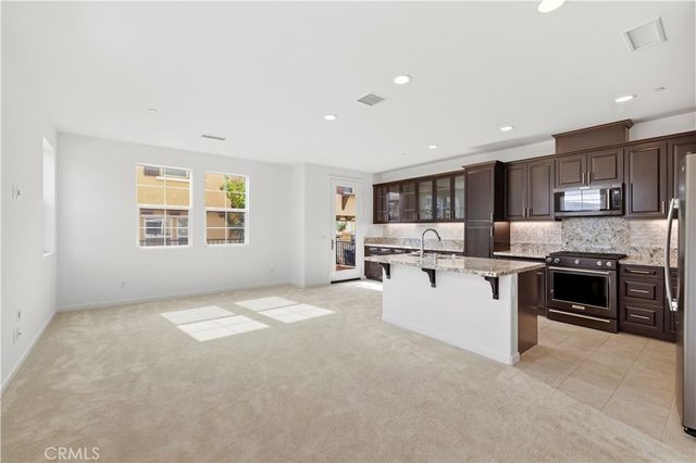 28637 Solana Court, Valencia, CA 91354