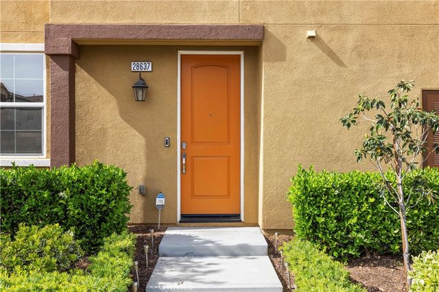 28637 Solana Court, Valencia, CA 91354