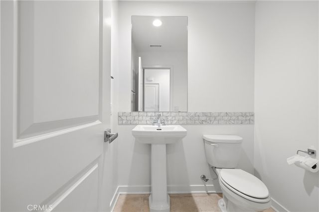 28637 Solana Court, Valencia, CA 91354