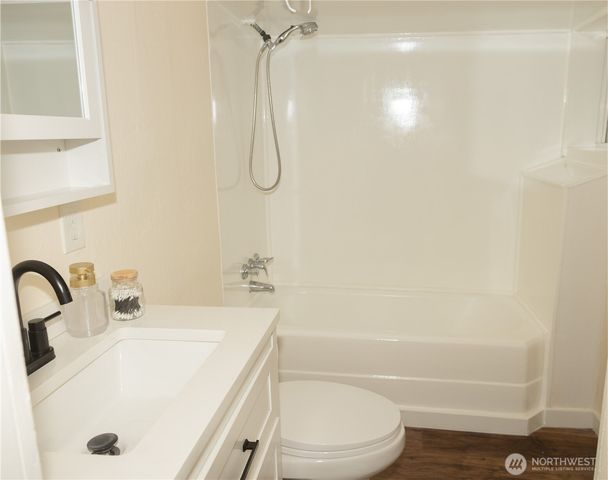 8608 S Thompson Avenue, Tacoma, WA 98444