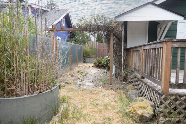 8608 S Thompson Avenue, Tacoma, WA 98444