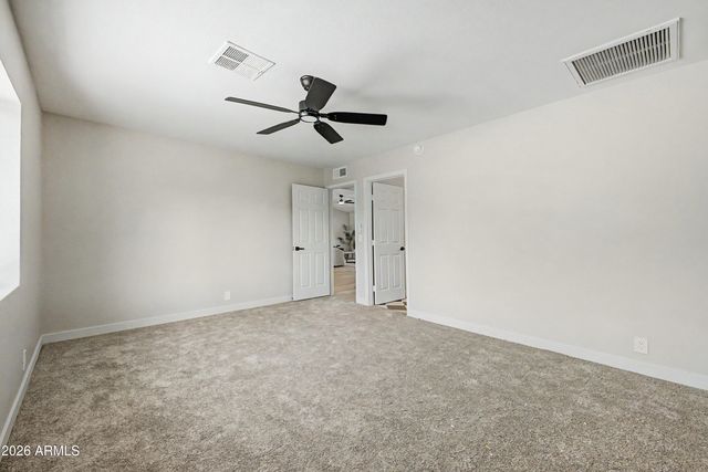 906 W REDFIELD Road, Tempe, AZ 85283