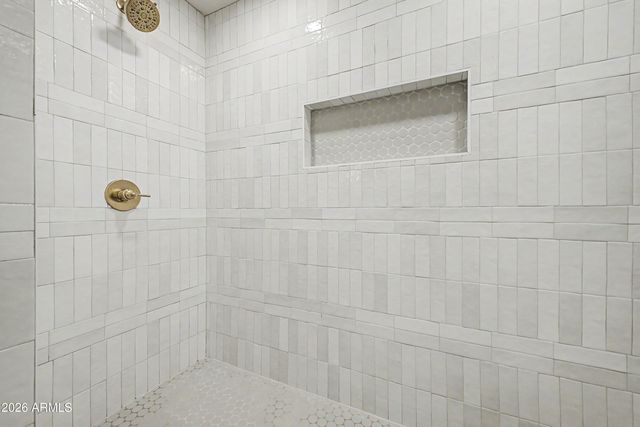 906 W REDFIELD Road, Tempe, AZ 85283