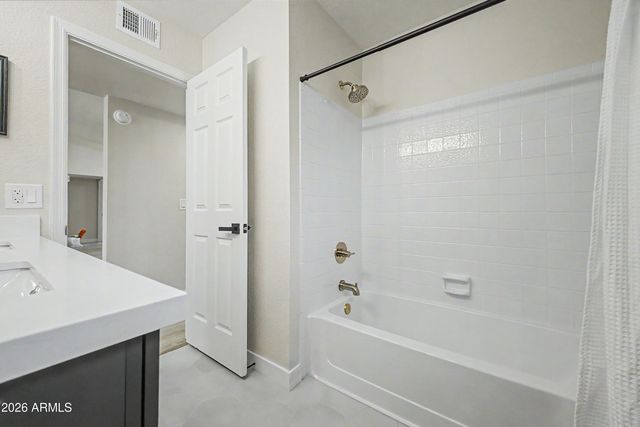 906 W REDFIELD Road, Tempe, AZ 85283