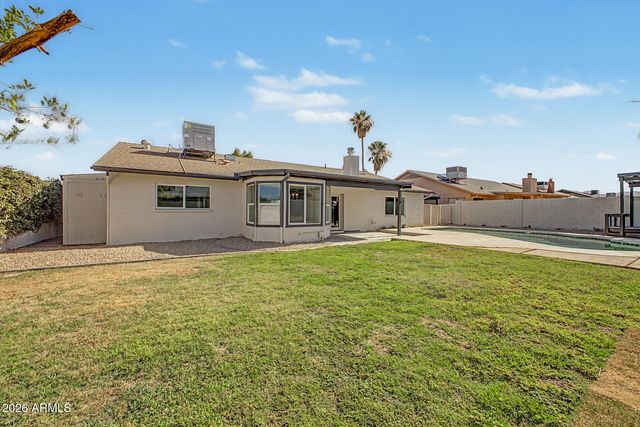 906 W REDFIELD Road, Tempe, AZ 85283