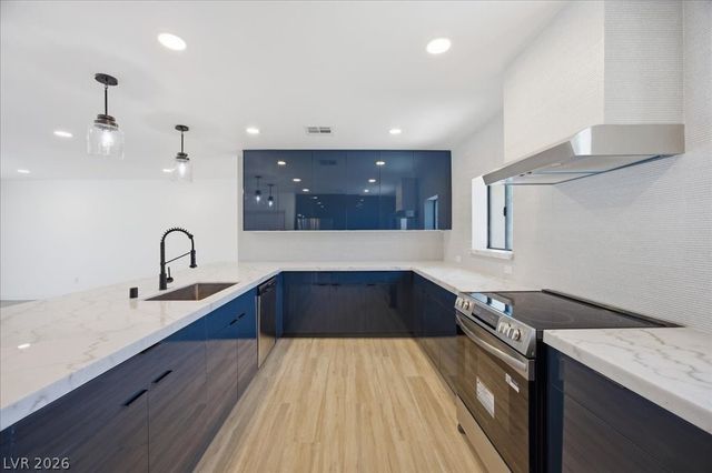 701 Canosa Avenue, Las Vegas, NV 89104