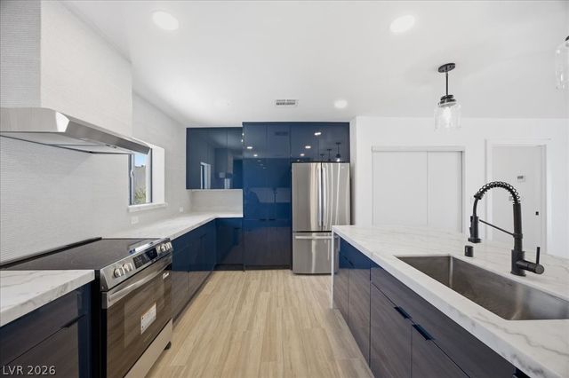 701 Canosa Avenue, Las Vegas, NV 89104