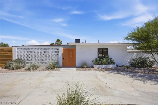 701 Canosa Avenue, Las Vegas, NV 89104