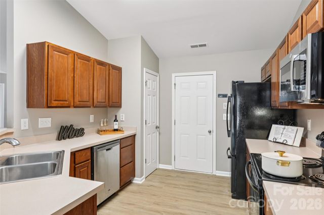 2457 Marthas Ridge Drive, Statesville, NC 28625