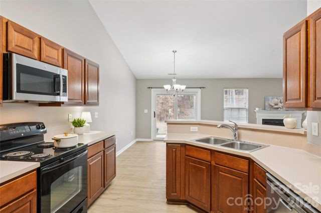 2457 Marthas Ridge Drive, Statesville, NC 28625