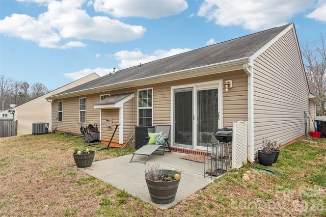 2457 Marthas Ridge Drive, Statesville, NC 28625