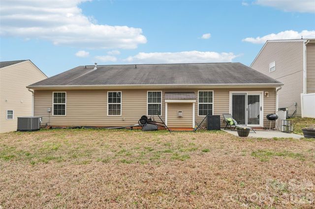 2457 Marthas Ridge Drive, Statesville, NC 28625