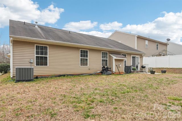 2457 Marthas Ridge Drive, Statesville, NC 28625