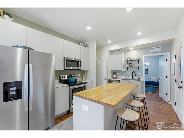 4000 Blue Pine Ln, Wellington, CO 80549