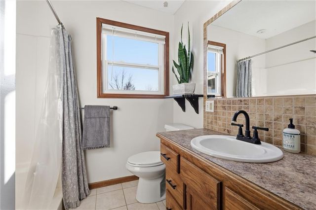 15251 Dempsey Road, Leavenworth, KS 66048