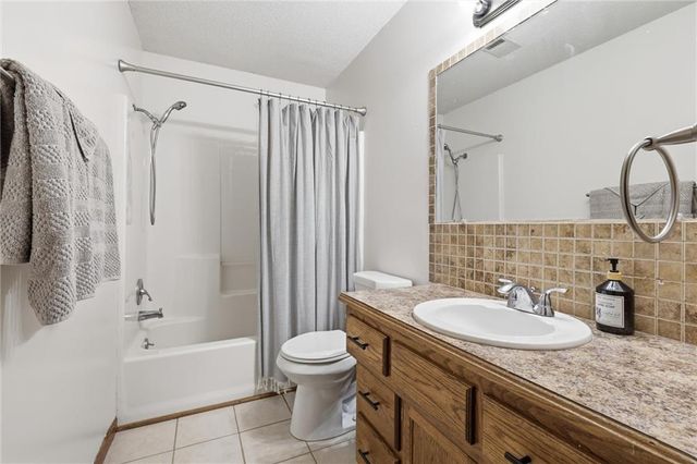 15251 Dempsey Road, Leavenworth, KS 66048