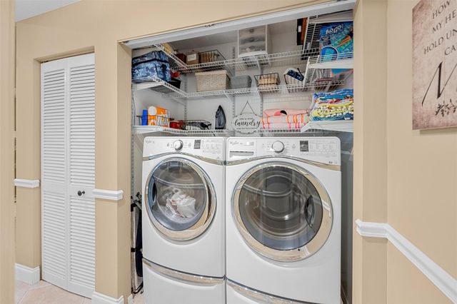 2850 E Sable Cir, Margate, FL 33063