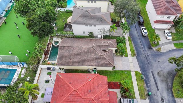 2850 E Sable Cir, Margate, FL 33063