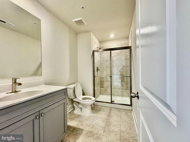 1456 CLINGMANS DOME DR, Frederick, MD 21702