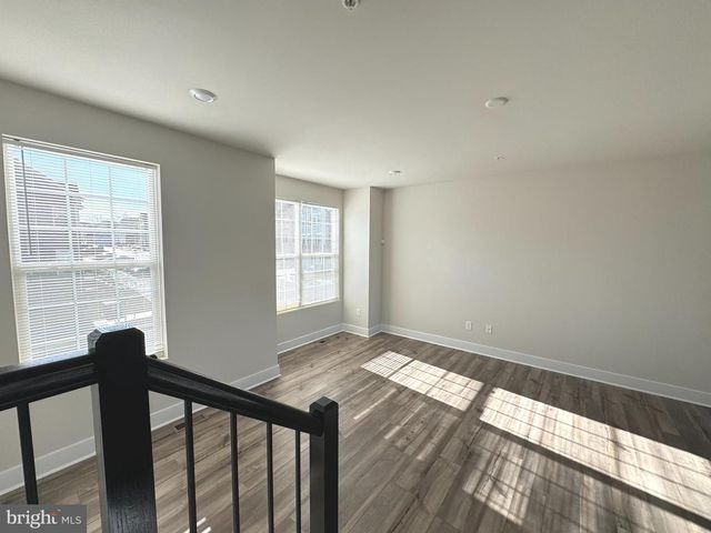 1456 CLINGMANS DOME DR, Frederick, MD 21702