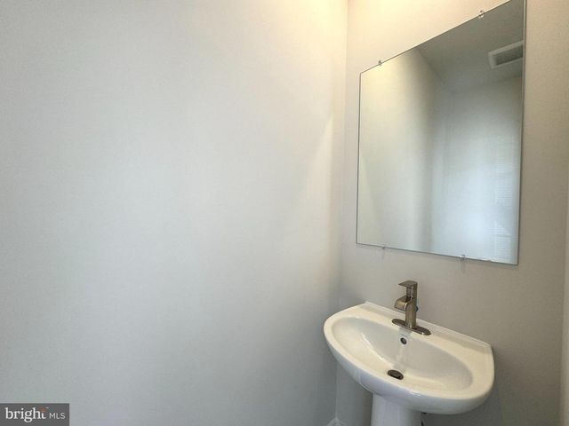 1456 CLINGMANS DOME DR, Frederick, MD 21702
