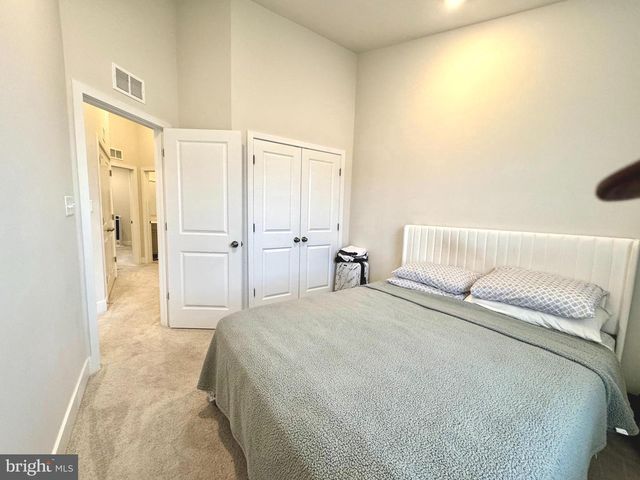1456 CLINGMANS DOME DR, Frederick, MD 21702