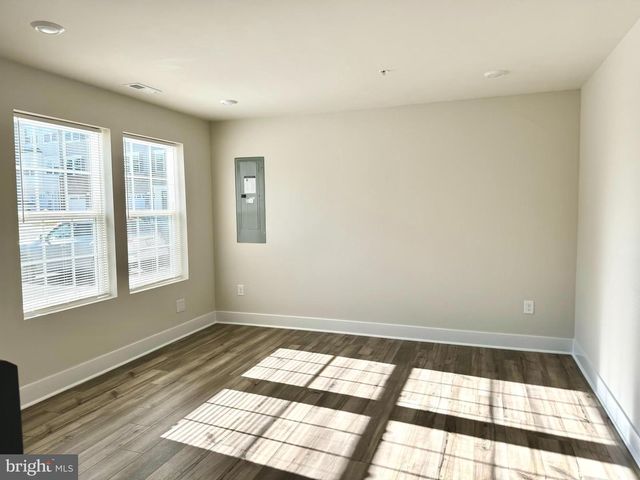 1456 CLINGMANS DOME DR, Frederick, MD 21702