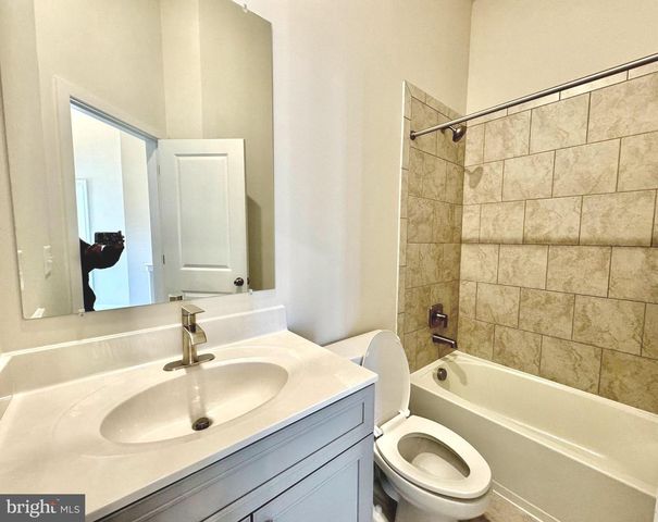 1456 CLINGMANS DOME DR, Frederick, MD 21702