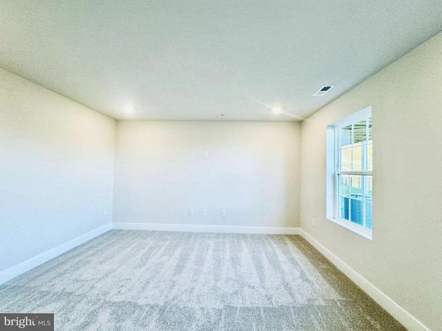 1456 CLINGMANS DOME DR, Frederick, MD 21702