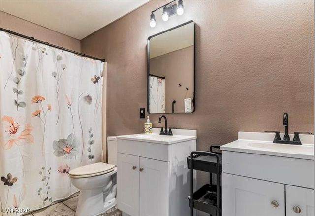 4205 Thunder Twice Street, Las Vegas, NV 89129