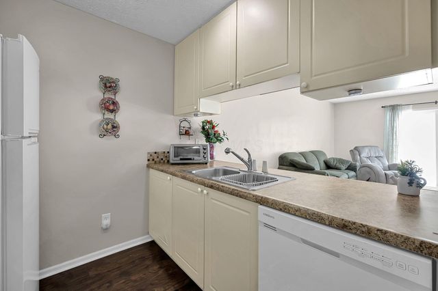 6689 Axtel Drive, 4D, Canal Winchester, OH 43110