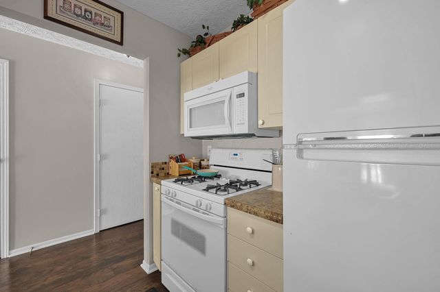 6689 Axtel Drive, 4D, Canal Winchester, OH 43110