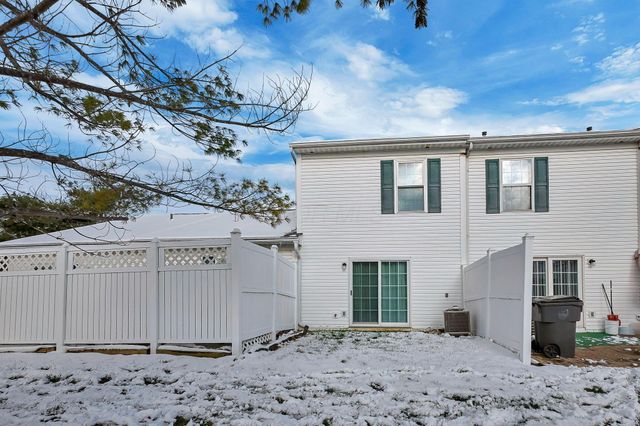 6689 Axtel Drive, 4D, Canal Winchester, OH 43110