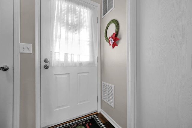 6689 Axtel Drive, 4D, Canal Winchester, OH 43110