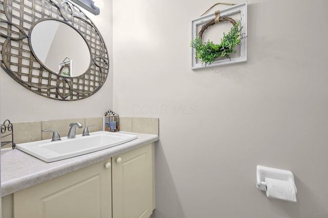 6689 Axtel Drive, 4D, Canal Winchester, OH 43110