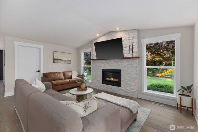 16816 SE Lake Moneysmith Road, Auburn, WA 98092