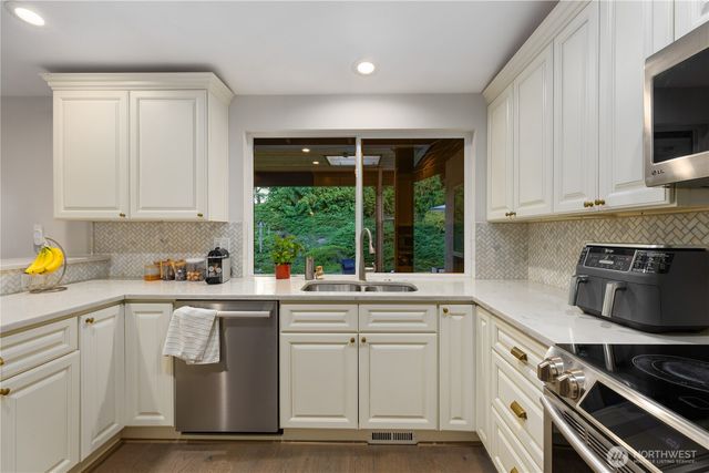 16816 SE Lake Moneysmith Road, Auburn, WA 98092