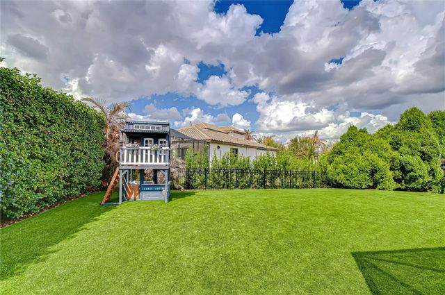 14908 BASSINGER LANE, Lithia, FL 33547