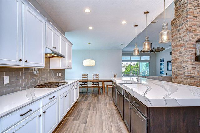 14908 BASSINGER LANE, Lithia, FL 33547