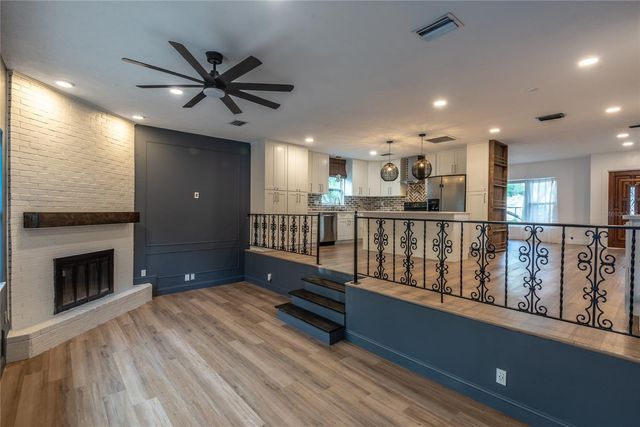 518 CRESTOVER DRIVE, Tampa, FL 33617