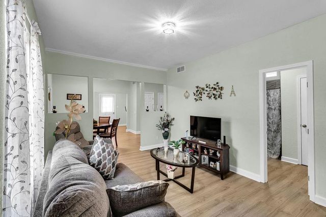 6225 E 10th and 6227 Street, Kansas City, MO 64126