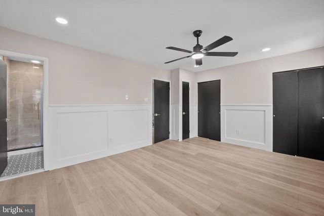 857 GREEN VALLEY DR, Philadelphia, PA 19128