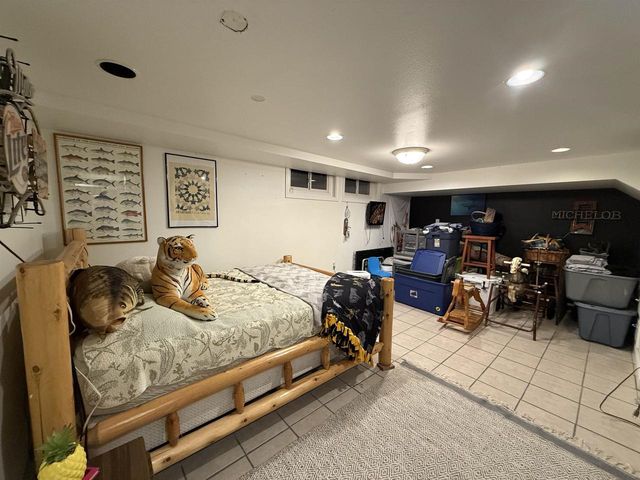 364 STATE STREET, Marinette, WI 54143