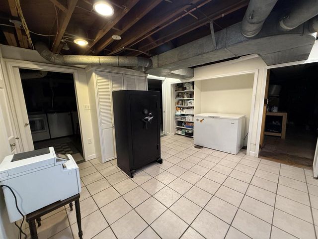 364 STATE STREET, Marinette, WI 54143