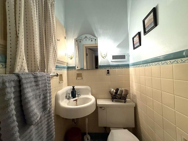 364 STATE STREET, Marinette, WI 54143