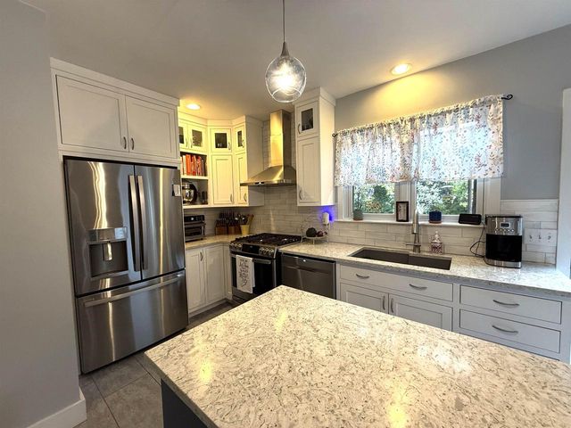 364 STATE STREET, Marinette, WI 54143