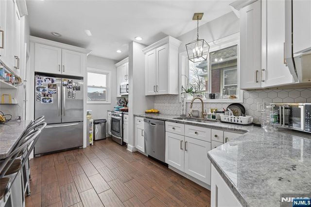 440 Brook Avenue, Passaic, NJ 07055