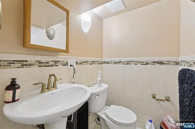 440 Brook Avenue, Passaic, NJ 07055