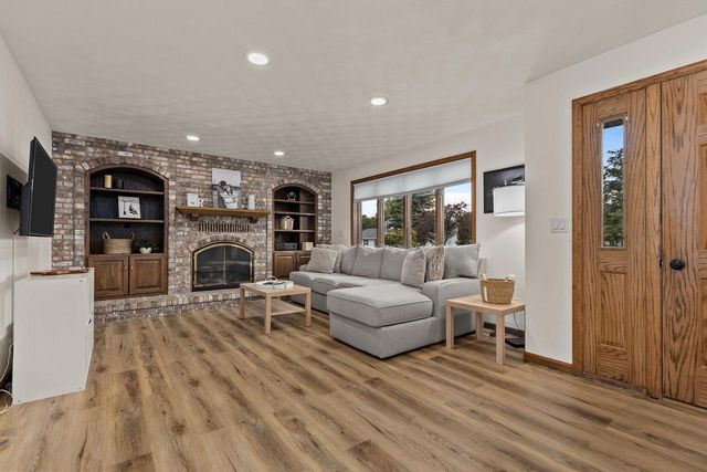 N9626 DARBOY DRIVE, Appleton, WI 54915