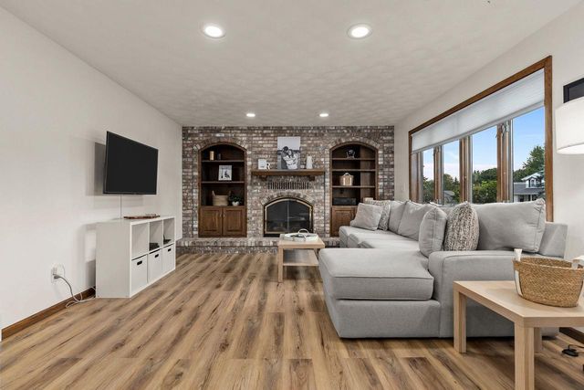 N9626 DARBOY DRIVE, Appleton, WI 54915